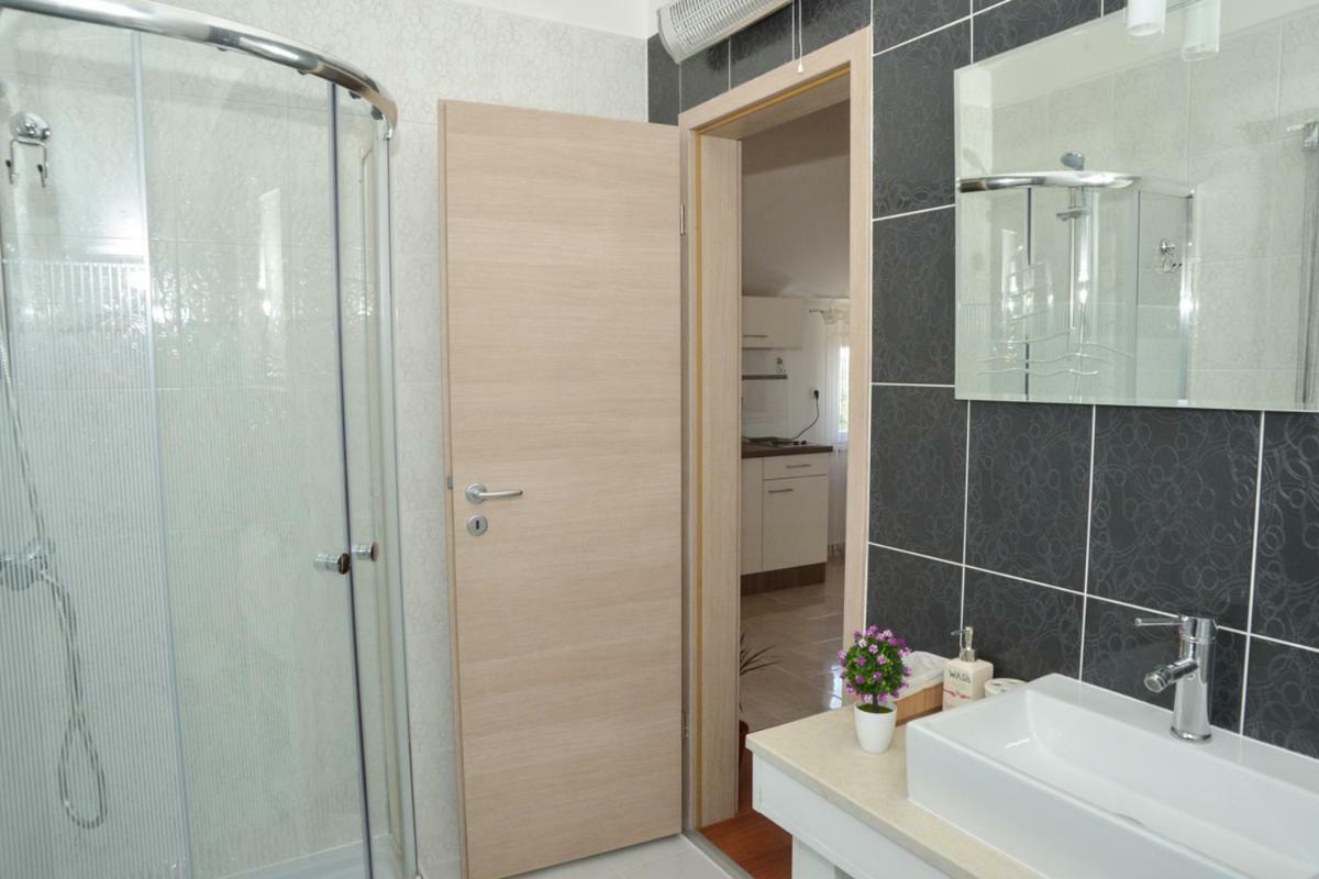 Apartment Antonio Задар Экстерьер фото